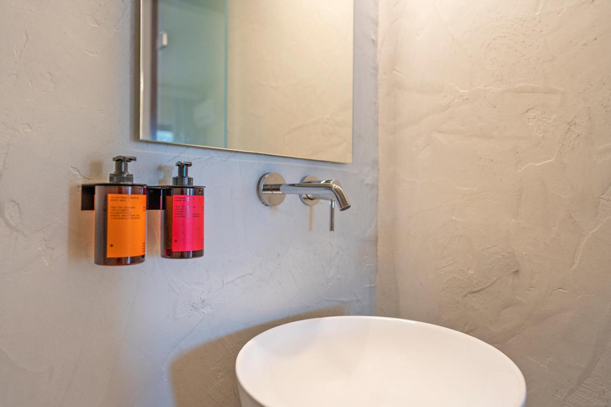 Maris Lindos Suites & Apartments Dış mekan fotoğraf