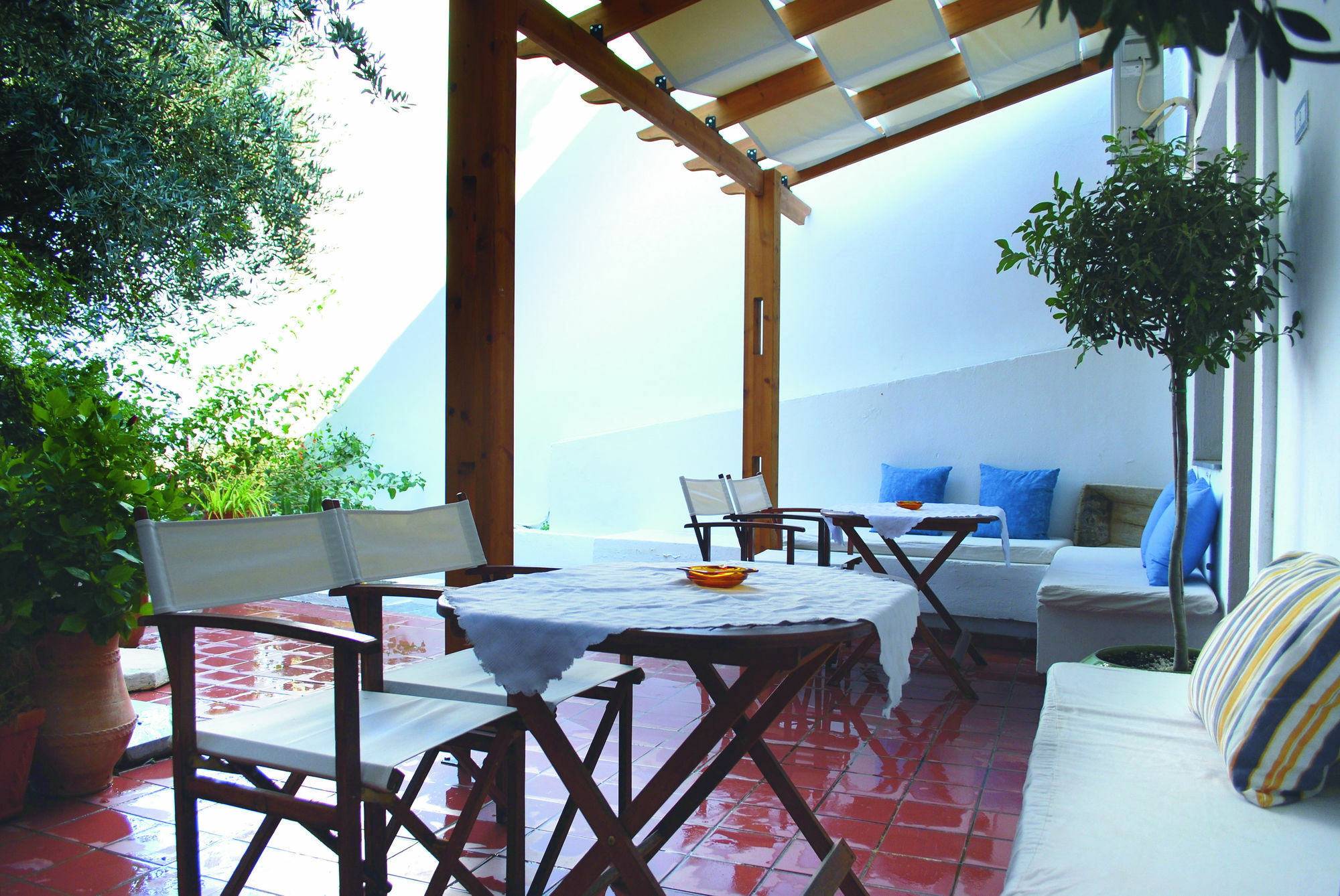 Maris Lindos Suites & Apartments Dış mekan fotoğraf